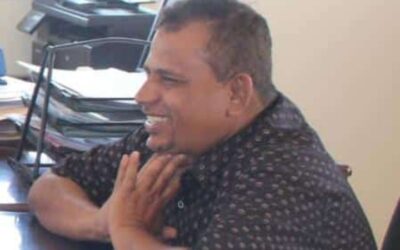 الدكتور الوليدي يعزي بوفاة فؤاد بامطرف مدير التحصين الصحي بساحل حضرموت