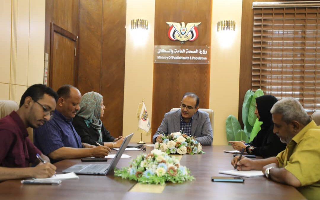 وزير الصحة يرأس اجتماعا للجنة التوظيف بوحدة تنفيذ المشاريع الممولة خارجياً