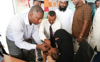 تدشين الحملة الوطنية الاحترازية للتحصين ضد شلل الأطفال في الحديدة وسقطرى