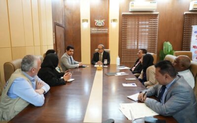 وزير الصحة يناقش مع فريق مكتب (اليونبس) عدداً من التدخلات الصحية